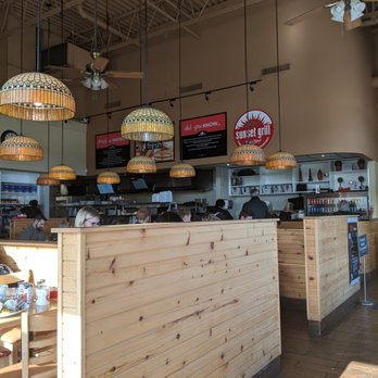 Sunset Grill - Kitchen and payment sections are at the back. - Breakfast & Brunch Near Me - Hamilton, Ontario