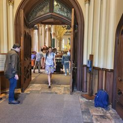 Basilica of the Sacred Heart - Mass exeunt