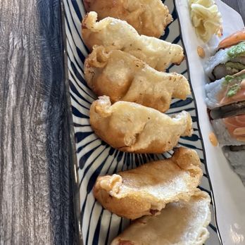 Hako - Gyoza - Sushi Bars Near Me - Irvine, California Hako - Gyoza - Sushi Bars Near Me - Irvine, California