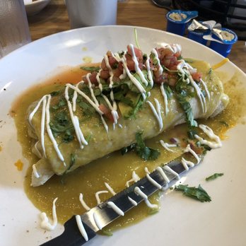 Broken Yolk Cafe - Breakfast & Brunch Near Me - Costa Mesa, California
