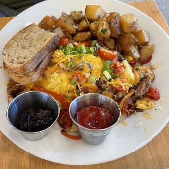 Bloom - Chicken Andouille Sausage Scramble - American Near Me - Santa Clara, California Bloom - Chicken Andouille Sausage Scramble - American Near Me - Santa Clara, California