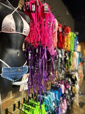 GROOVE - Updated January 2026 - 282 Photos & 24 Reviews - 3535 E Thomas