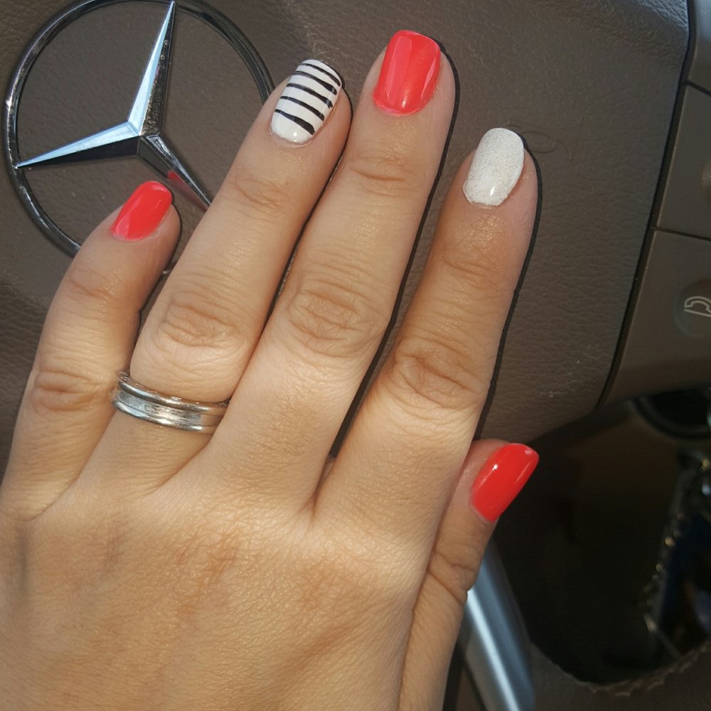 Royal Nails - I showed her the designe that i wanted and she did exactly what i asked for - Nail Salons Near Me - San Antonio, Texas Royal Nails - I showed her the designe that i wanted and she did exactly what i asked for - Nail Salons Near Me - San Antonio, Texas