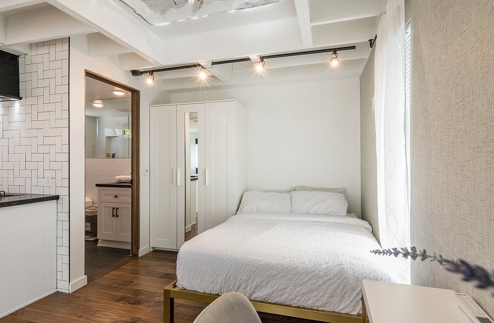 Slide of Cedrus Design & Build