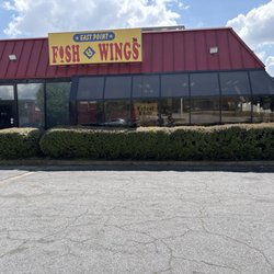 East Point fish & Wings - Here's the front. I don't think anyone enters here . I walked towards the right to enter .