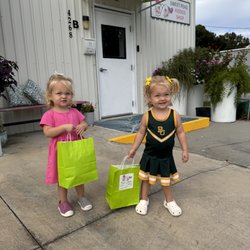 Sweet Peas Kiddos - Big shopping day for Kit and Lily