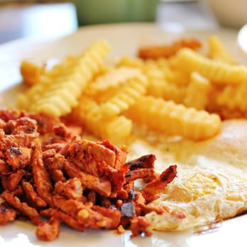 El Gallo Giro - Al Pastor, Eggs and "Potatoes" aka Fries. They have a tender and flavorful al pastor here :) - Mexican Near Me - Provo, Utah
