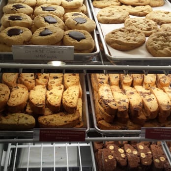 Carlo's Bakery - Bakeries Near Me - Hoboken, New Jersey Carlo's Bakery - Bakeries Near Me - Hoboken, New Jersey
