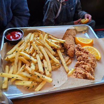 Tipsy Cow Burger Bar - Redmond - Kids Chicken Tenders - Burgers Near Me - Redmond, Washington Tipsy Cow Burger Bar - Redmond - Kids Chicken Tenders - Burgers Near Me - Redmond, Washington