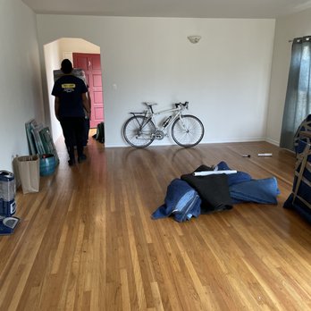 Sweet Lemon Moving Services - Carrying out furniture - Movers Near Me - Oakland, California Sweet Lemon Moving Services - Carrying out furniture - Movers Near Me - Oakland, California