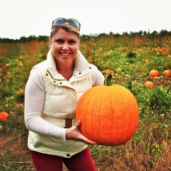 Lyman Orchards - Pumpkin  picking - Fruits & Veggies Near Me - Middlefield, Connecticut