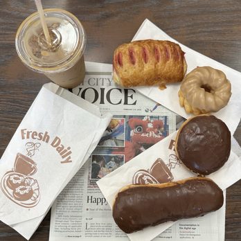 Lloyd's Donut Kitchen - Cream chocolate donut, chocolate bar, strawberry cheese strudel, maple cronut - Donuts Near Me - Fremont, California Lloyd's Donut Kitchen - Cream chocolate donut, chocolate bar, strawberry cheese strudel, maple cronut - Donuts Near Me - Fremont, California