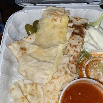 O'Donovan's - Soggy, uncooked quesadilla...tortilla peeled right off the uncooked cheese. - Pubs Near Me - Chicago, Illinois O'Donovan's - Soggy, uncooked quesadilla...tortilla peeled right off the uncooked cheese. - Pubs Near Me - Chicago, Illinois