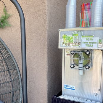 EZ Pour Drinks - Classic Margarita - Party Equipment Rentals Near Me