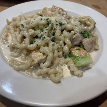 Basta Pasta Trattoria - Chicken ziti fusilli - Italian Near Me - Cambridge, Massachusetts