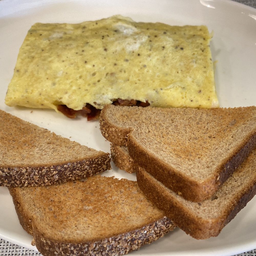 Eatarry - $15 mushroom bacon omelette with 4 cut pieces of toast, - Breakfast & Brunch Near Me - Tarrytown, New York