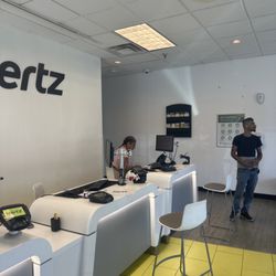 Hertz Rent A Car - A terrible woman