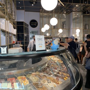 Della Palma - Entrance of the store. - Ice Cream & Frozen Yogurt Near Me - Rome, RM Della Palma - Entrance of the store. - Ice Cream & Frozen Yogurt Near Me - Rome, RM