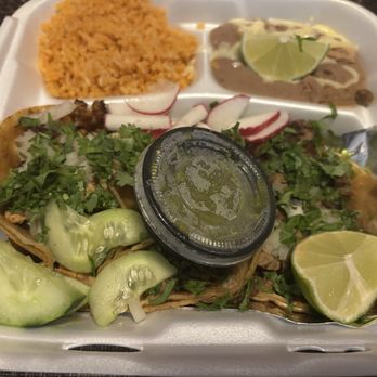 Stop N Go Taqueria - Carne Asada street tacos - Mexican Near Me - Imperial, Missouri