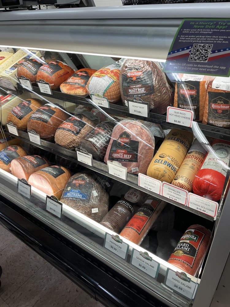 MCCHORD FIELD COMMISSARY Updated October 2024 29 Photos & 11