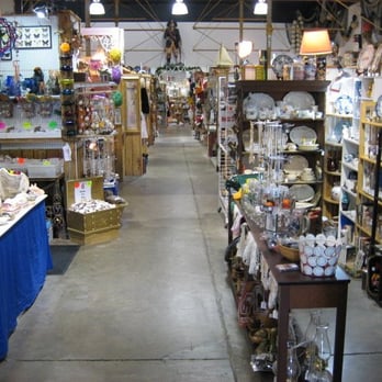 Pirates Plunder - A HUGE place! - Antiques Near Me - Newport, Oregon Pirates Plunder - A HUGE place! - Antiques Near Me - Newport, Oregon