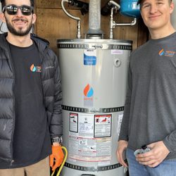 HOTCO The Hot Water Heater Company - Water heater replacement. Technicians install 75 gallon gas water heater for an apartment complex.