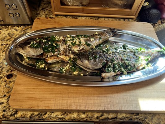 Pete's Fish Market by null