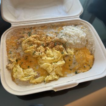 Biscuit Bitch - Mushroom gravy, Egg & Cheese Bitchwich - Breakfast & Brunch Near Me - Seattle, Washington Biscuit Bitch - Mushroom gravy, Egg & Cheese Bitchwich - Breakfast & Brunch Near Me - Seattle, Washington
