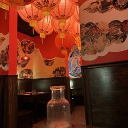 Big Trouble - Dining room