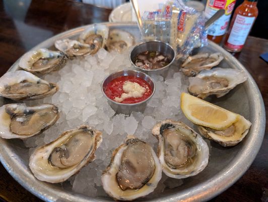 Oyster House Seafood & O-Bar by null