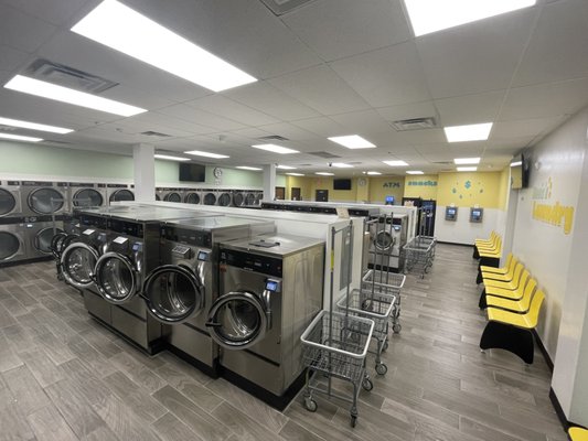 Drop Off laundry - Drop off all your dirty laundry in-store for our laundry experts to wash, dry & fold it! Once complete, we'll send you a text message that it's ready for pick up! Just $1.69 per lb
- $20 free for new customers!
- DoorDash available once order is completed Drop Off laundry - Drop off all your dirty laundry in-store for our laundry experts to wash, dry & fold it! Once complete, we'll send you a text message that it's ready for pick up! Just $1.69 per lb
- $20 free for new customers!
- DoorDash available once order is completed