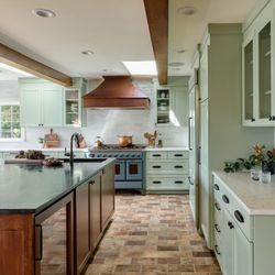 Powell Construction - New England inspired kitchen remodel by Powell Construction of Corvallis, OR.
