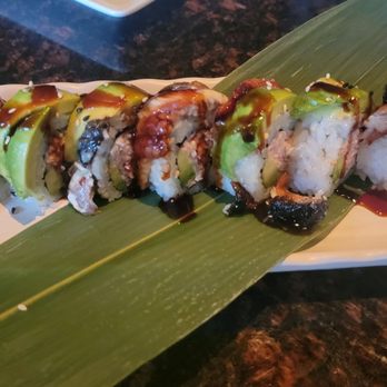 Sushi Domo - Dragon roll - Sushi Bars Near Me - Arlington, Texas Sushi Domo - Dragon roll - Sushi Bars Near Me - Arlington, Texas