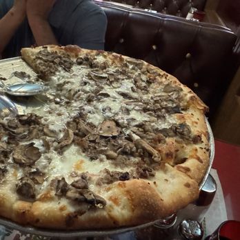 Palermo Italian Restaurant - Small sausage and mushroom pizza. Swapped out red sauce with olive oil and garlic - Italian Near Me - Los Angeles, California Palermo Italian Restaurant - Small sausage and mushroom pizza. Swapped out red sauce with olive oil and garlic - Italian Near Me - Los Angeles, California