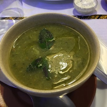 Roda Viva - Vegetable soup- chickpeas, mint and ??? - African Near Me - Lisbon, 11