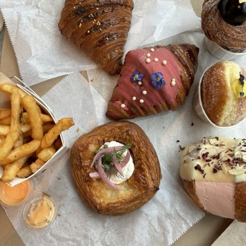 Supermoon Bakehouse - Bakeries Near Me - New York, New York
