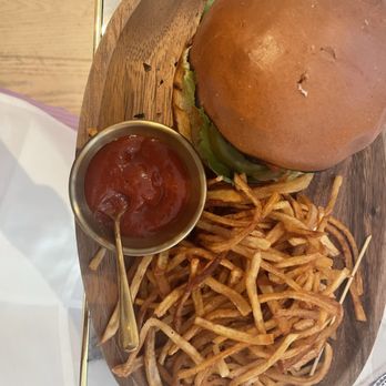 Reyna - Reyna Burger - Mediterranean Near Me - New York, New York