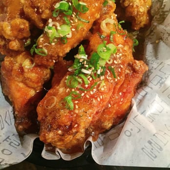En Hakkore 2.0 - Korean Fried Chicken with Honey Garlic Butter sauce - Asian Fusion Near Me - Chicago, Illinois