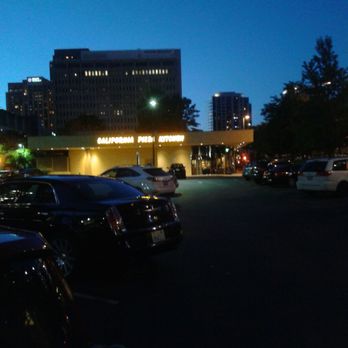 California Pizza Kitchen At Bellevue Closed 270 Photos 240