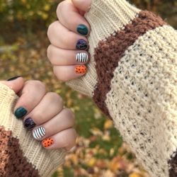 Glamour Nails