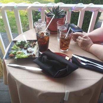 Stomping Grounds Grille - New American Near Me - Buzzards Bay, Massachusetts
