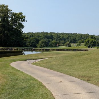 Winding Creek Golf Course - Hole 16 is a par 3 over water, really the only hole that goes over a larger pool of water. - Golf Near Me - Thomasville, North Carolina Winding Creek Golf Course - Hole 16 is a par 3 over water, really the only hole that goes over a larger pool of water. - Golf Near Me - Thomasville, North Carolina