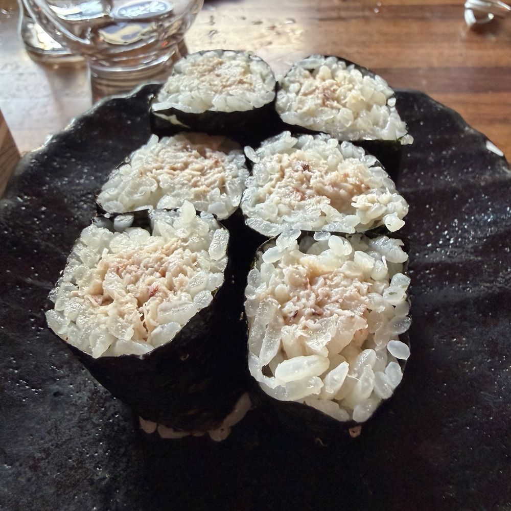 Robata JINYA - 3rd St. - Blue crab cut roll - Japanese Near Me - Los Angeles, California Robata JINYA - 3rd St. - Blue crab cut roll - Japanese Near Me - Los Angeles, California