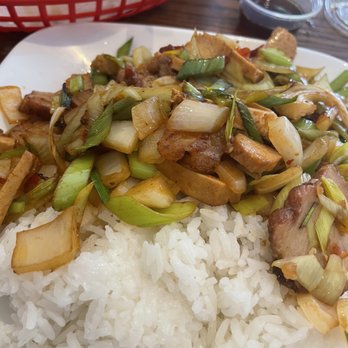 Lili's Restaurant - Chinese Near Me - Amherst, Massachusetts