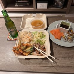 Tenkyu - Teriyaki chicken bento with sashimi and tempura. Rock and roll roll