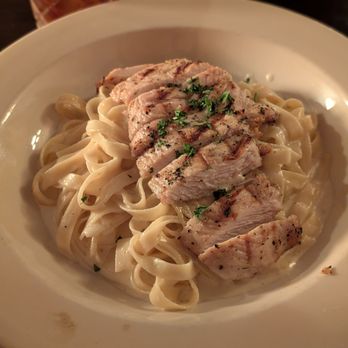 Medici’s - Chicken alfredo - Italian Near Me - North Charleston, South Carolina Medici’s - Chicken alfredo - Italian Near Me - North Charleston, South Carolina