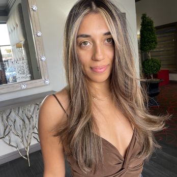Glam Ave - Money Piece Highlight - Hair Salons Near Me - Surprise, Arizona Glam Ave - Money Piece Highlight - Hair Salons Near Me - Surprise, Arizona