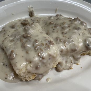 Las Maria’s Breakfast Club - Your biscuits and gravy come in a full and a 1/2 order. Next time I'll get us as a breakfast appetizer! - Breakfast & Brunch Near Me - Chicago, Illinois