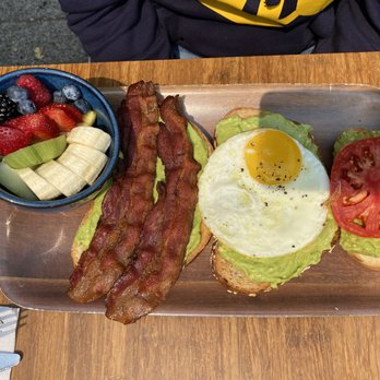 Eight AM - Avocado Toast Three Ways with Fruit - New American Near Me - San Francisco, California Eight AM - Avocado Toast Three Ways with Fruit - New American Near Me - San Francisco, California