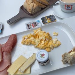 Dolce Vita - Frühstück Nummer 601 mit extra Rührei